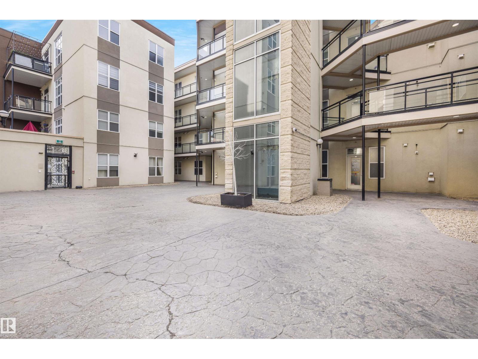 #129 10407 122 ST NW