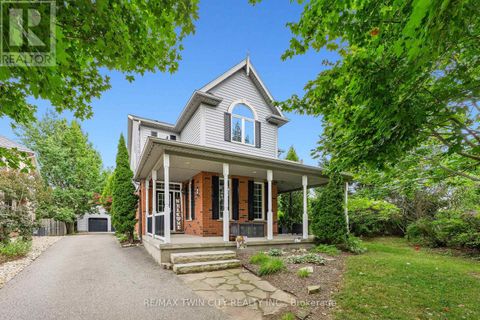 608 BLUENOSE COURT Waterloo ON N2K4C5