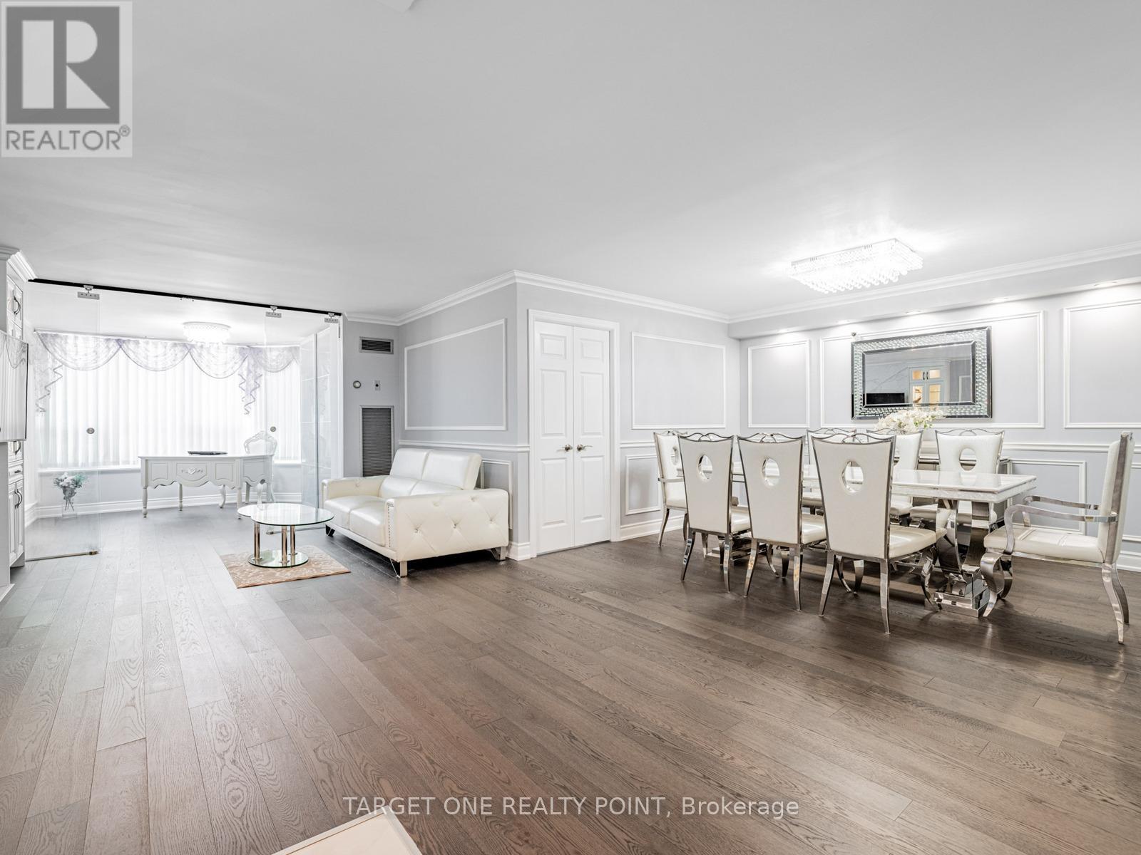 608 - 65 SPRING GARDEN AVENUE