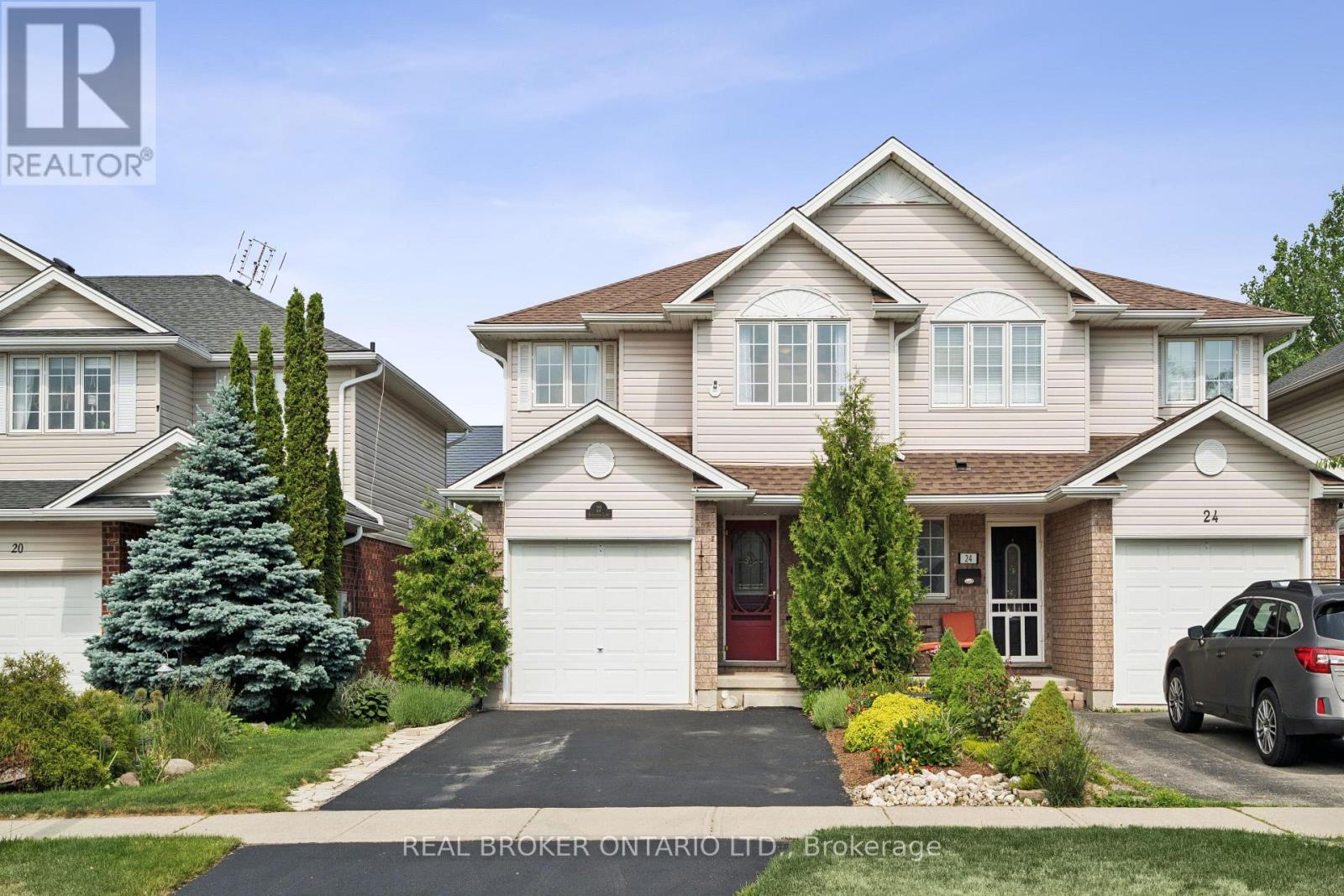 22 SANDCREEK LANE