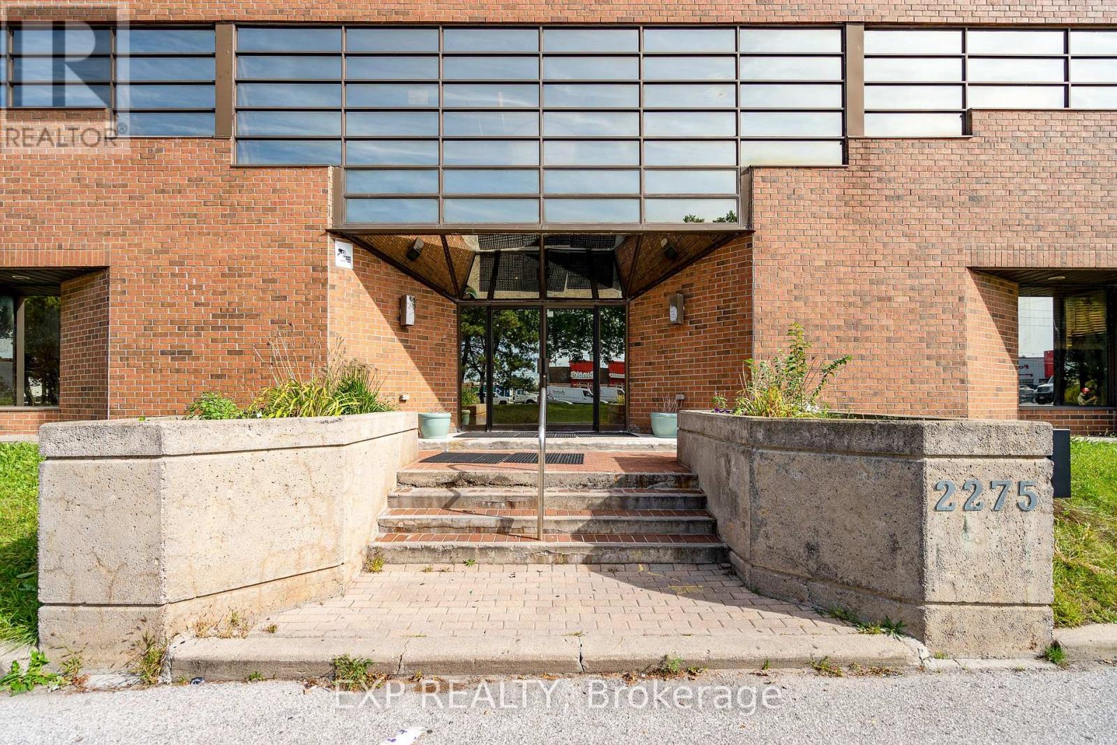 2275 MARKHAM ROAD