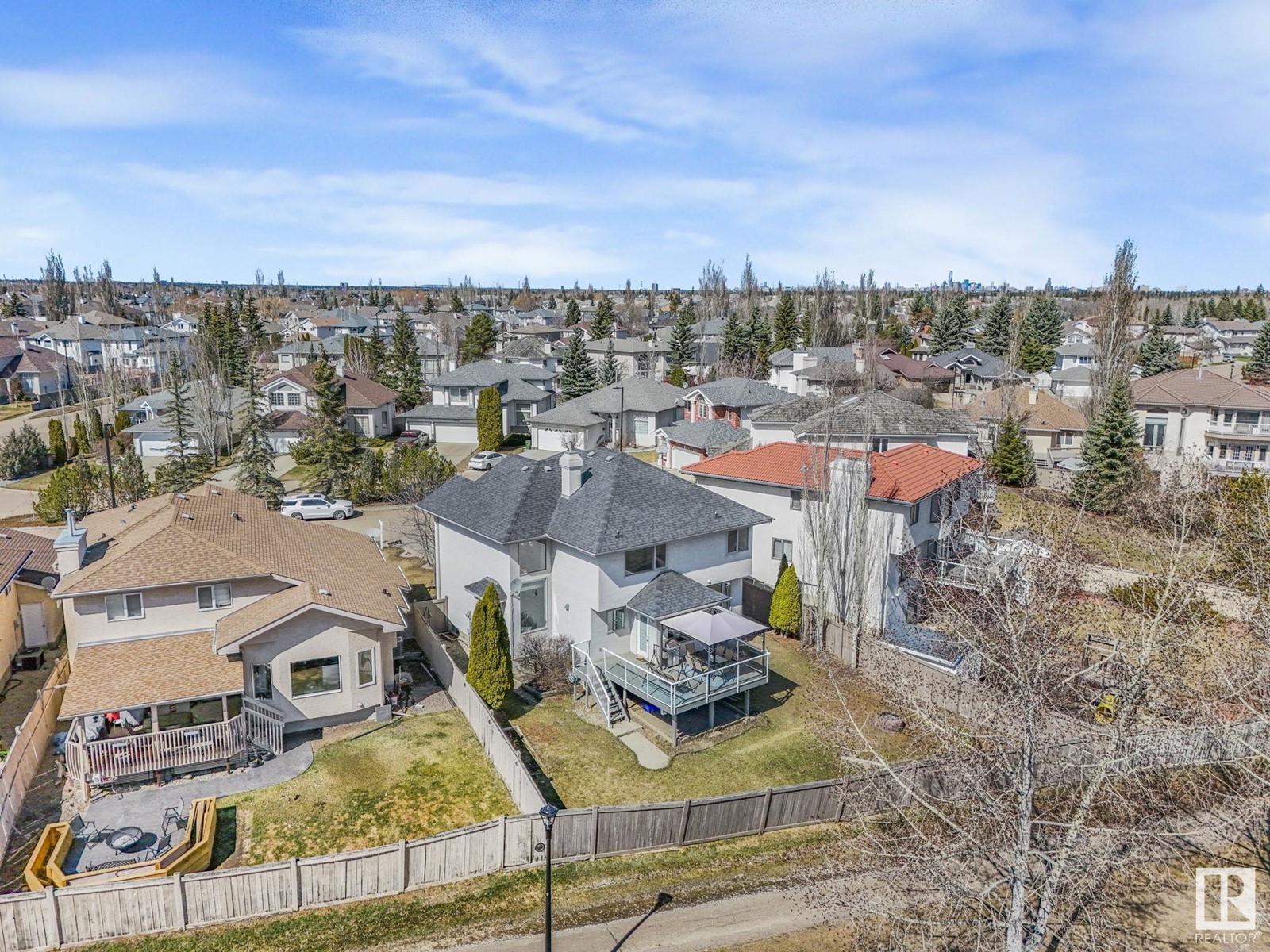 1107 116 ST NW