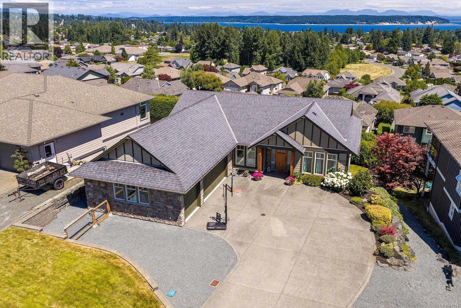 648 Mariner Dr
