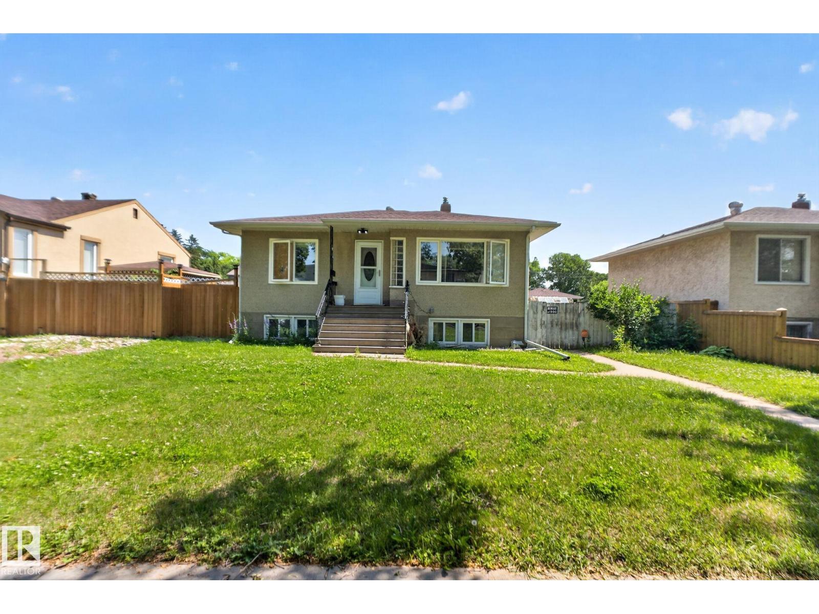 12229 88 ST NW