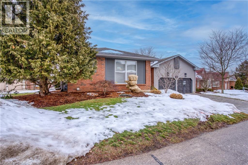 184 ROXTON Drive Unit# 16