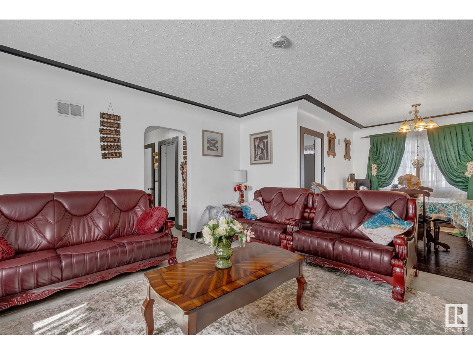 11306 109A AV NW