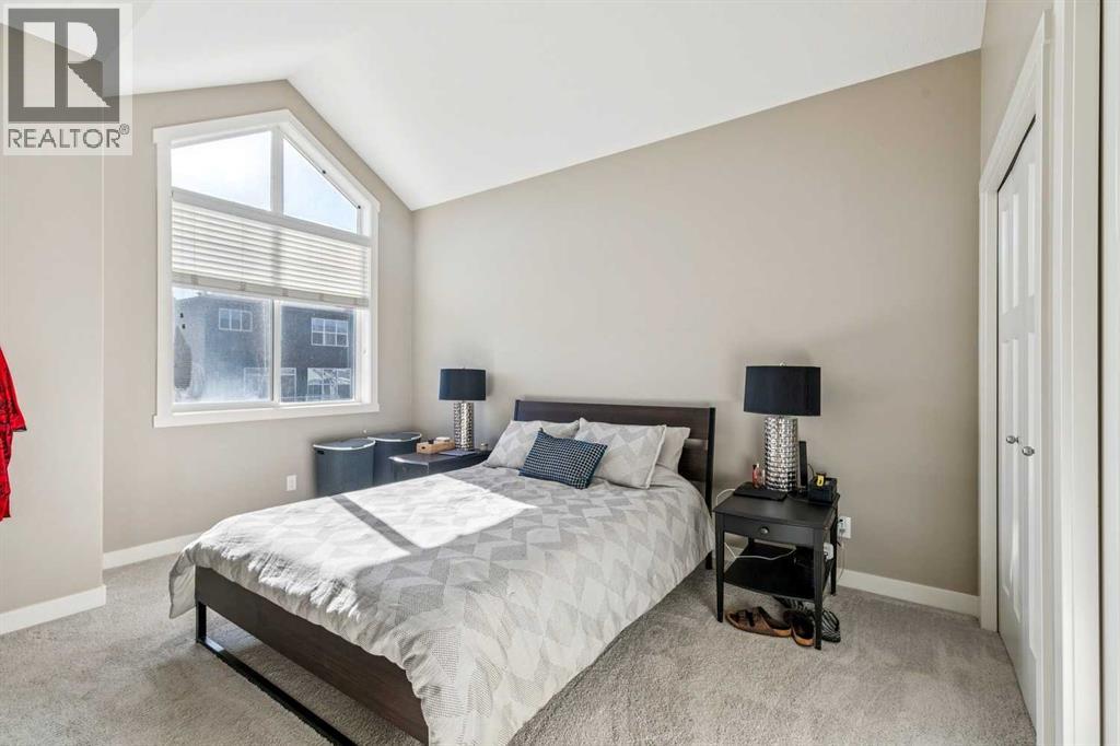 605 Evanston Manor NW