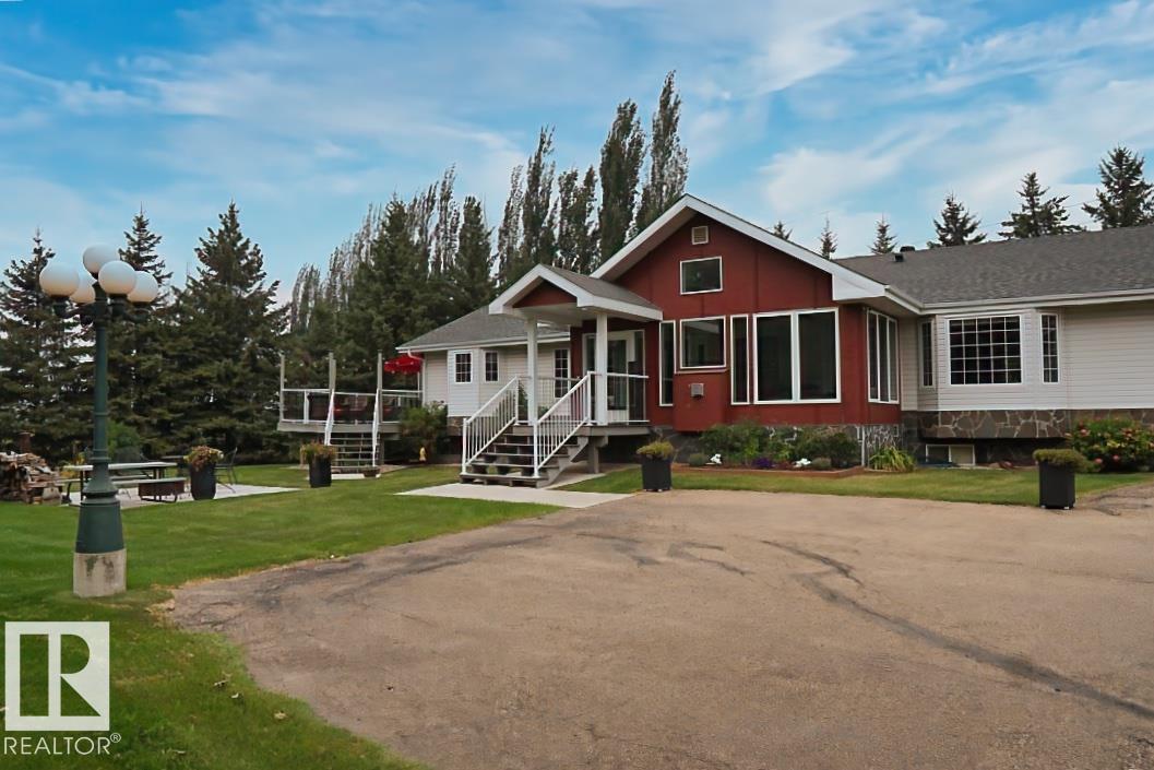 150 WEST RAILWAY ST NW