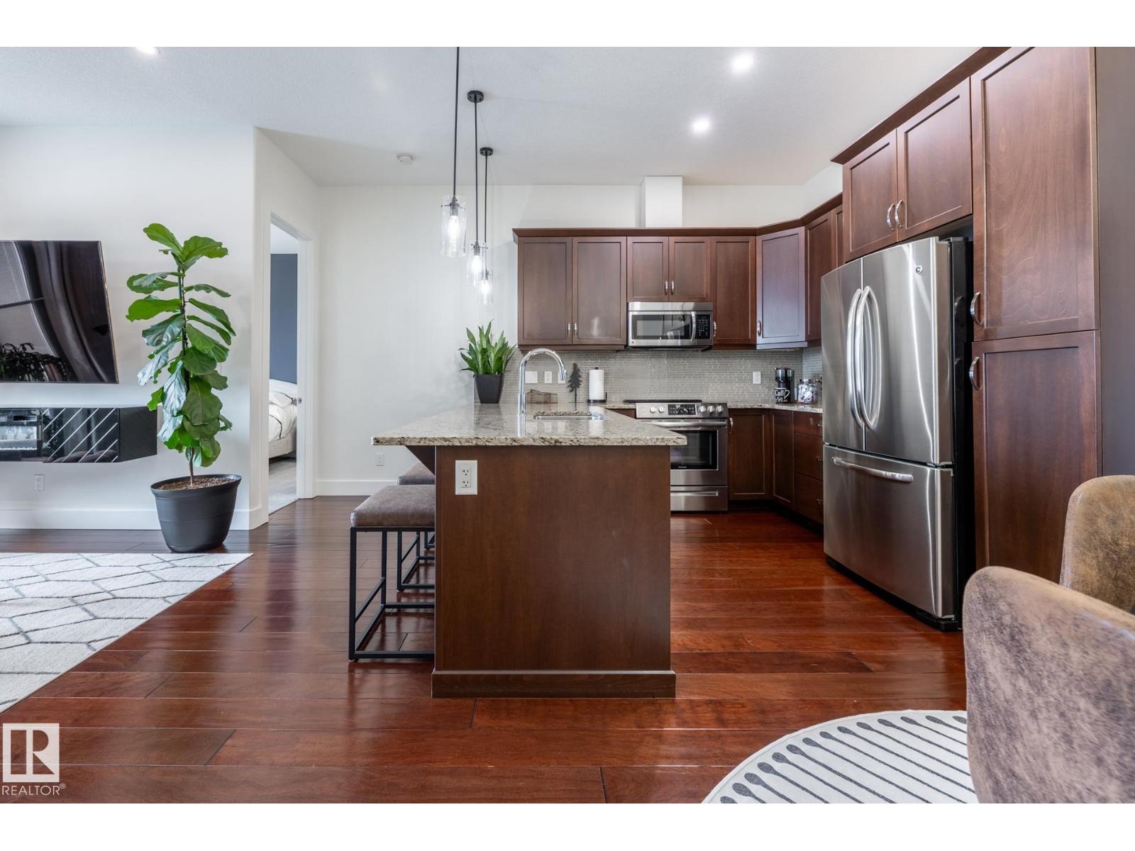 #454 6079 MAYNARD WY NW