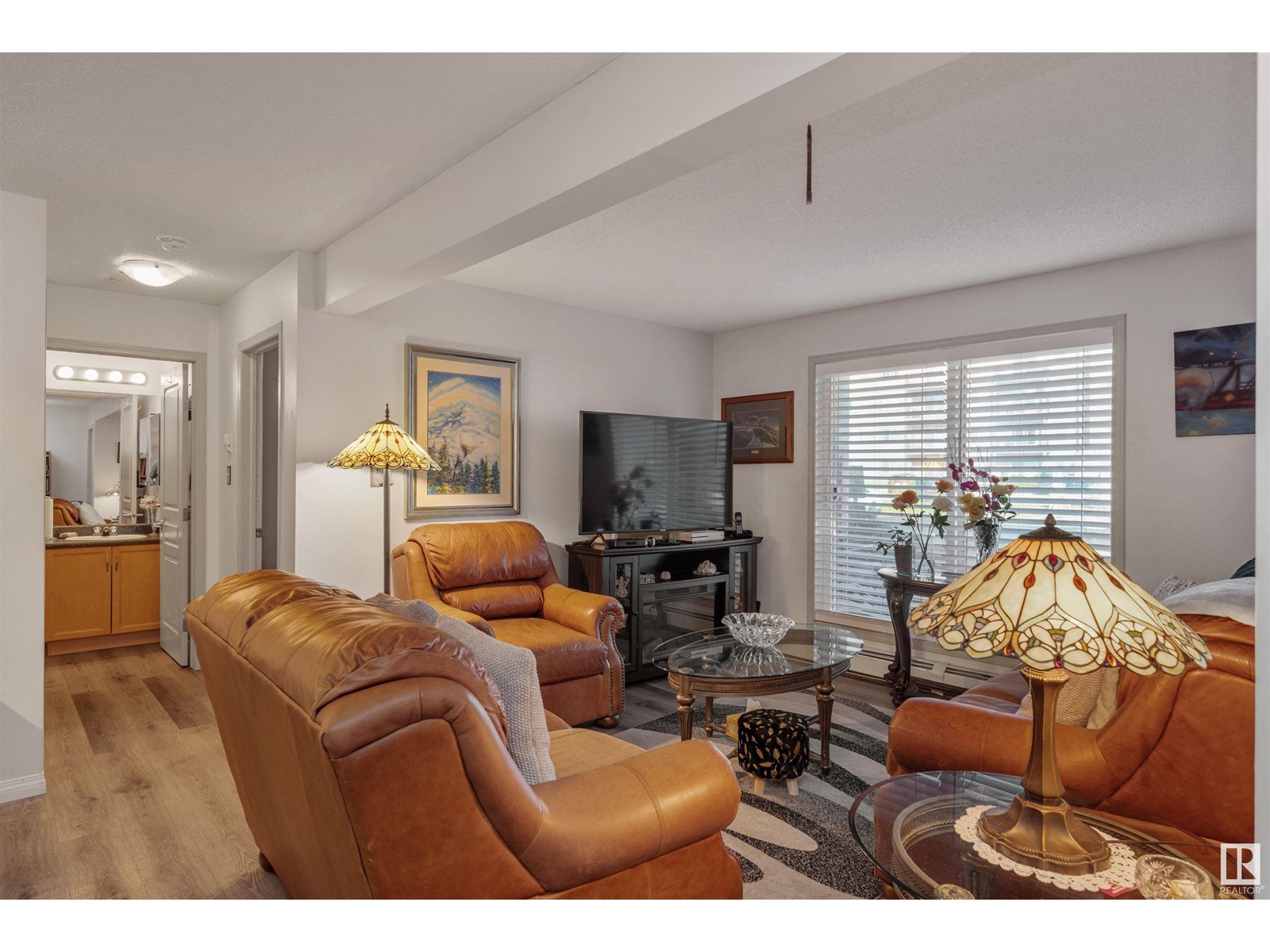 #109 309 CLAREVIEW STATION DR NW