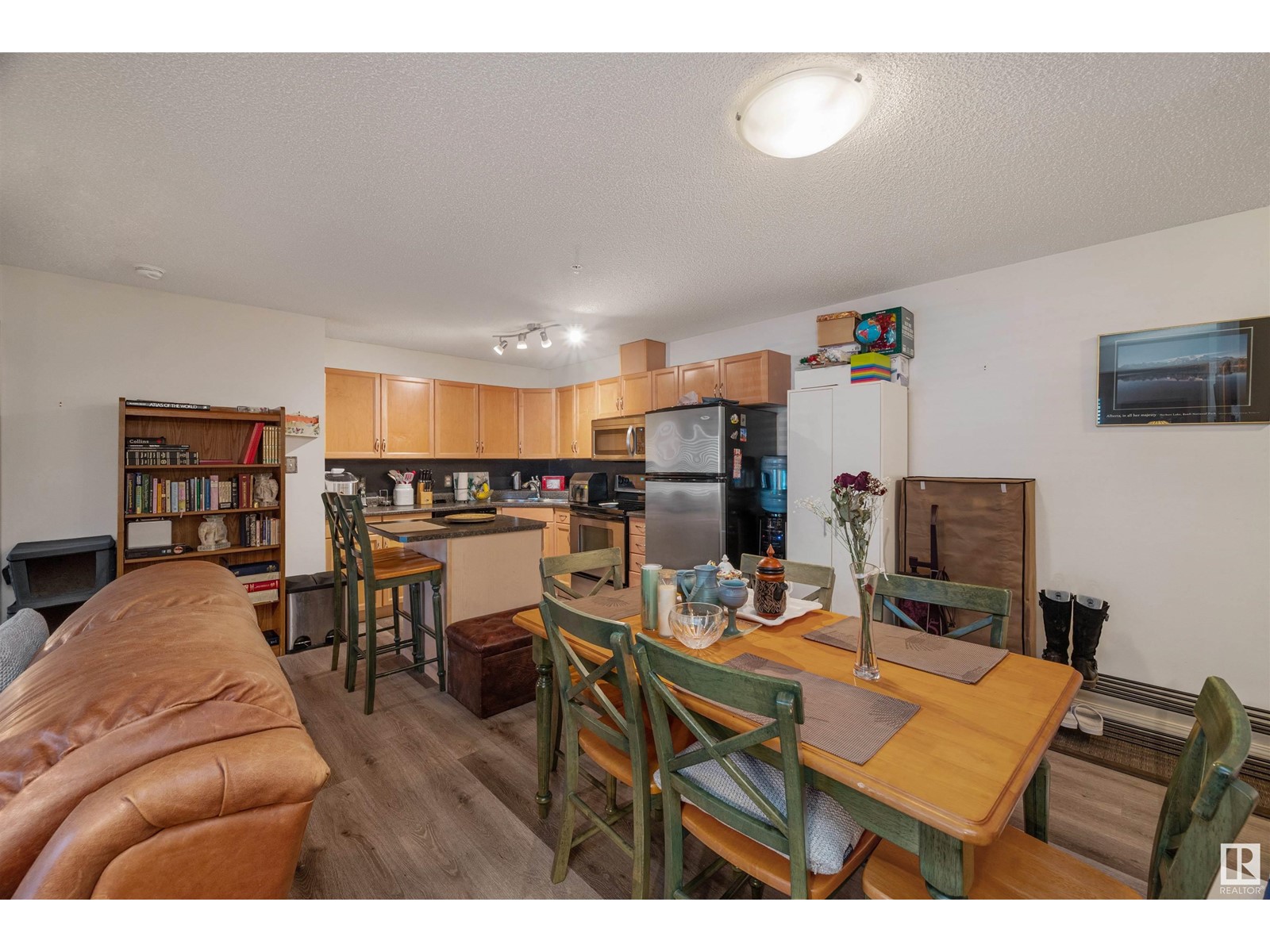 #109 309 CLAREVIEW STATION DR NW