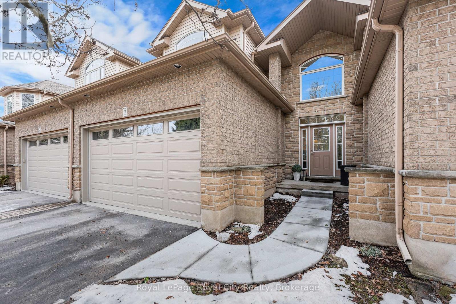 3 - 254 SUMMERFIELD DRIVE