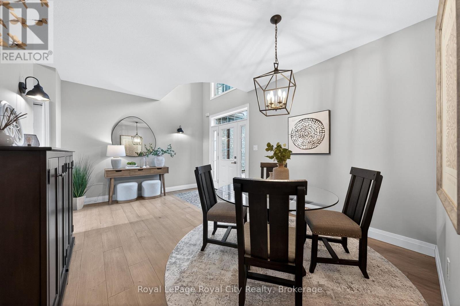 3 - 254 SUMMERFIELD DRIVE