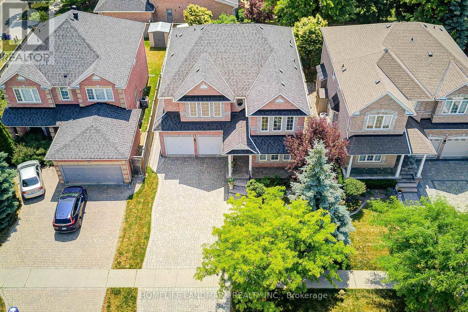 3 BURNDENFORD CRESCENT