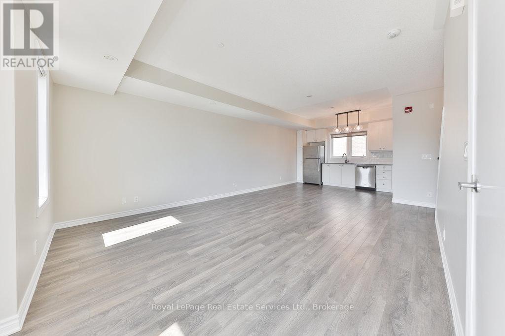 14 - 3580 LAKE SHORE BOULEVARD W