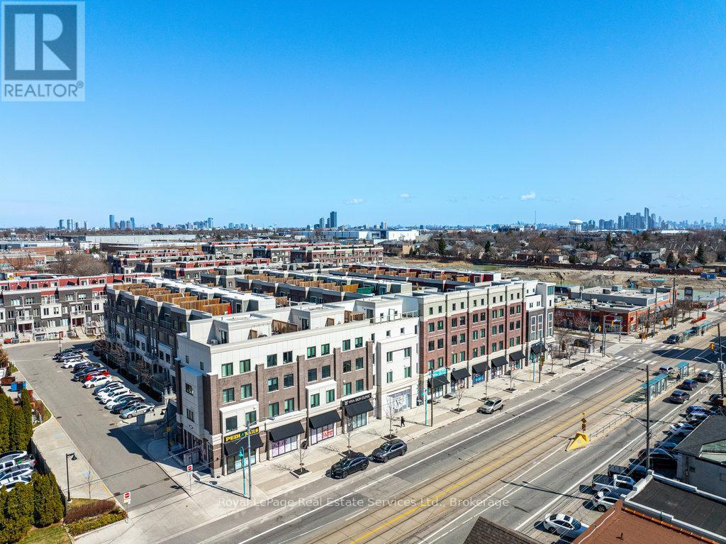 14 - 3580 LAKE SHORE BOULEVARD W