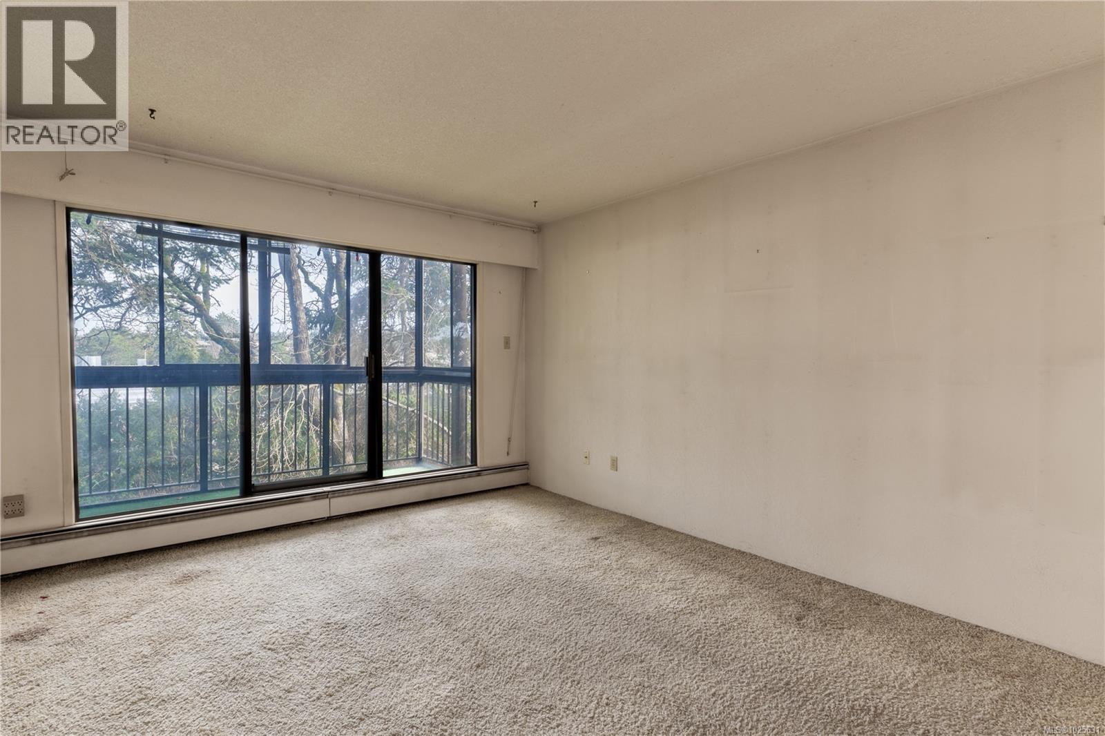 203 1009 McKenzie Ave