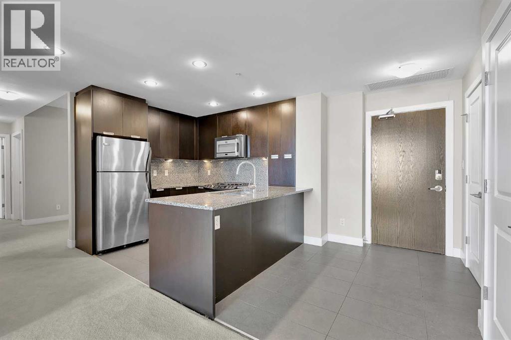 907, 99 Spruce Place SW