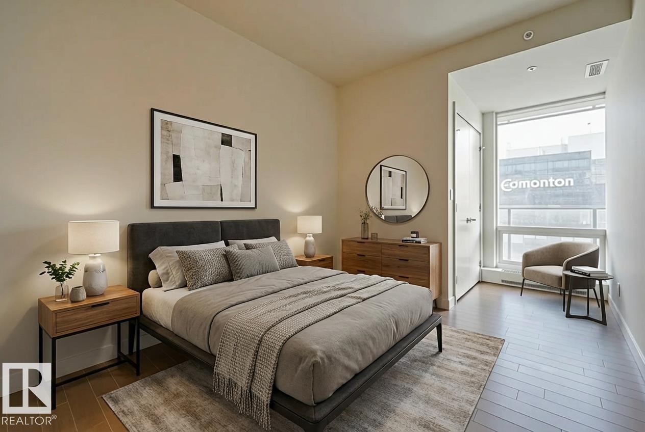 #3306 10360 102 ST NW