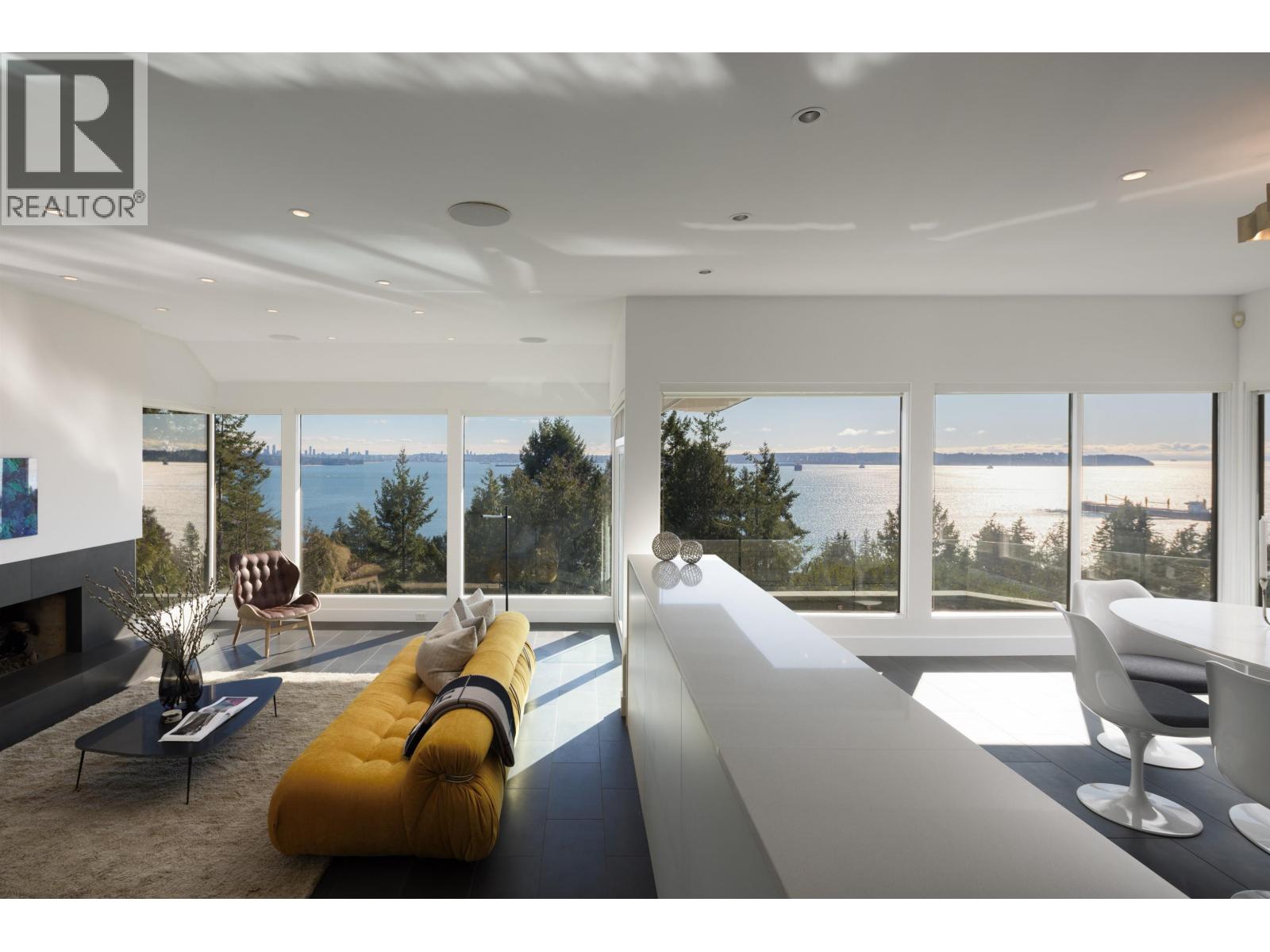 3460 ROCKVIEW PLACE