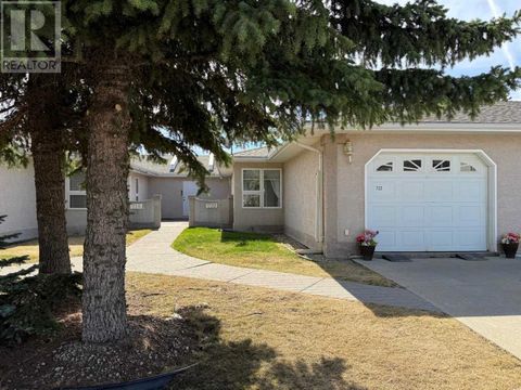 722 50 Street Edson AB T7E1N7
