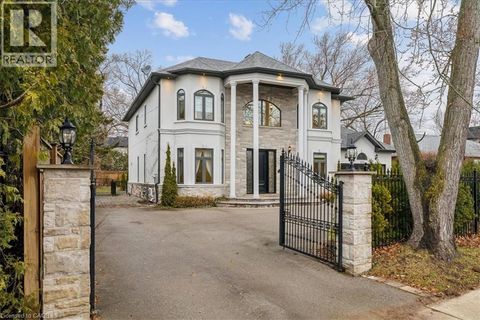 1379 REBECCA Street Oakville ON L6L1Z3