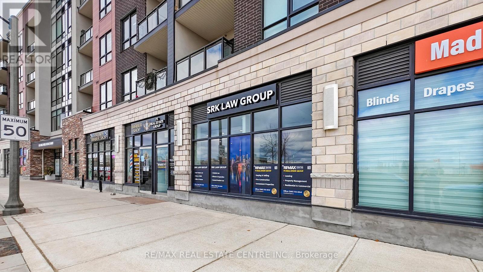 4 - 150 OAK PARK BOULEVARD