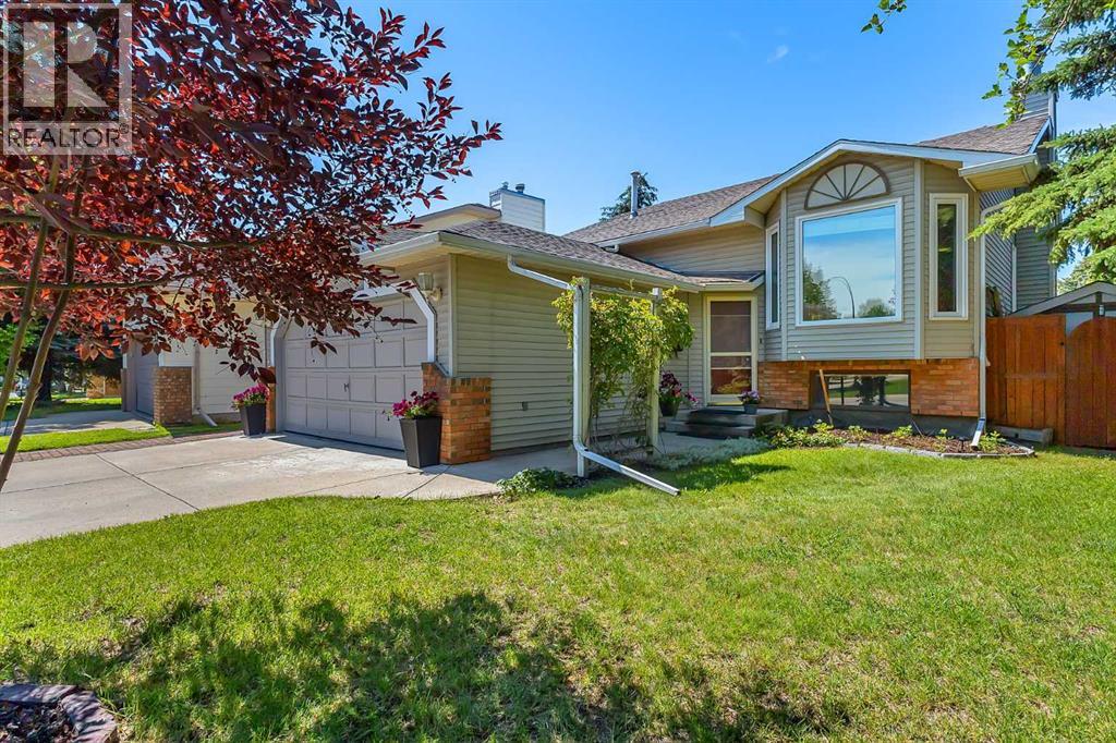 140 Sun Harbour Way SE
