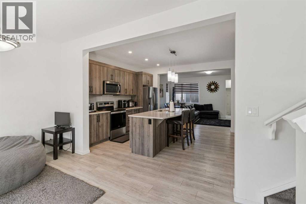 223 Carrington Circle NW