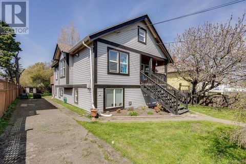 3222 Millgrove St Saanich BC V8Z3V5