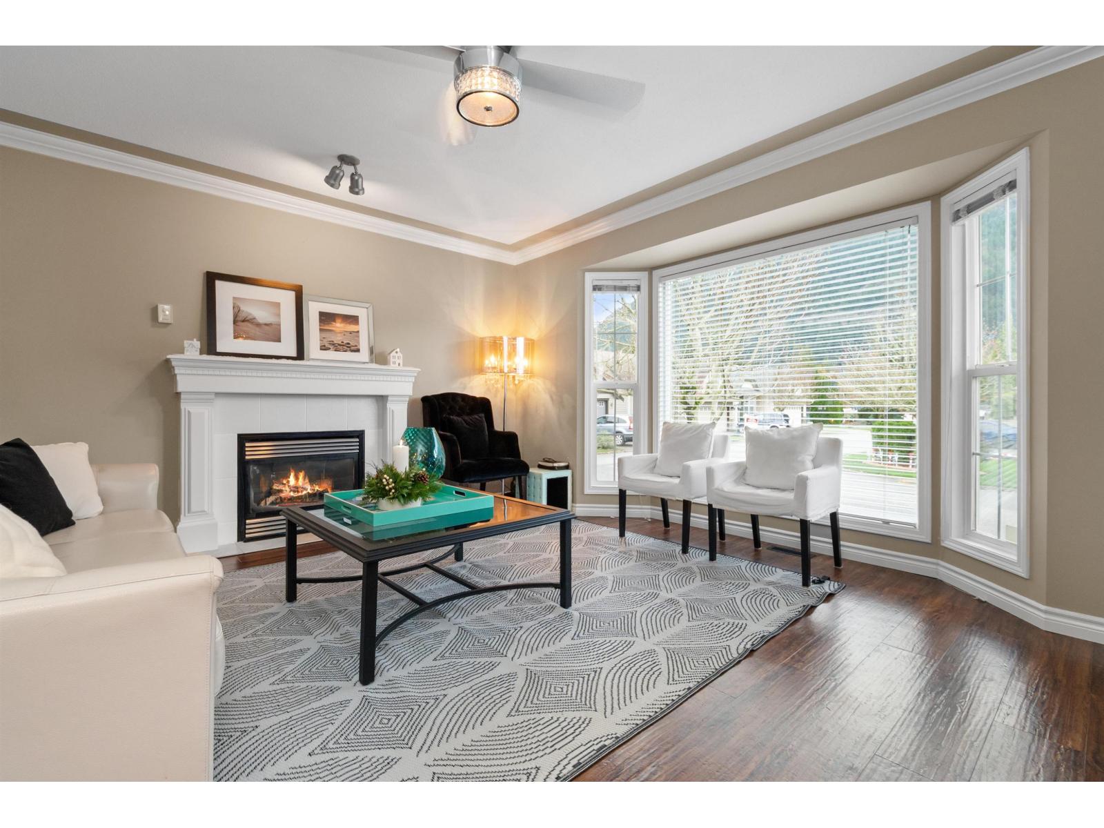 32 349 WALNUT AVENUE|Harrison Hot Springs