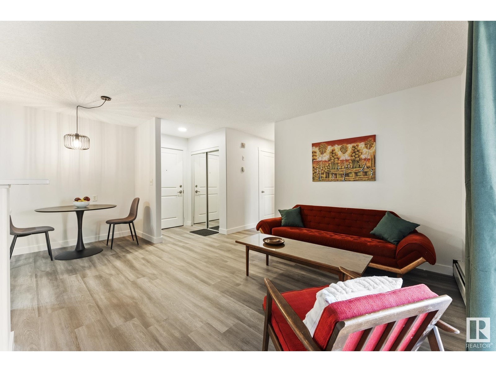#106 14708 50 ST NW