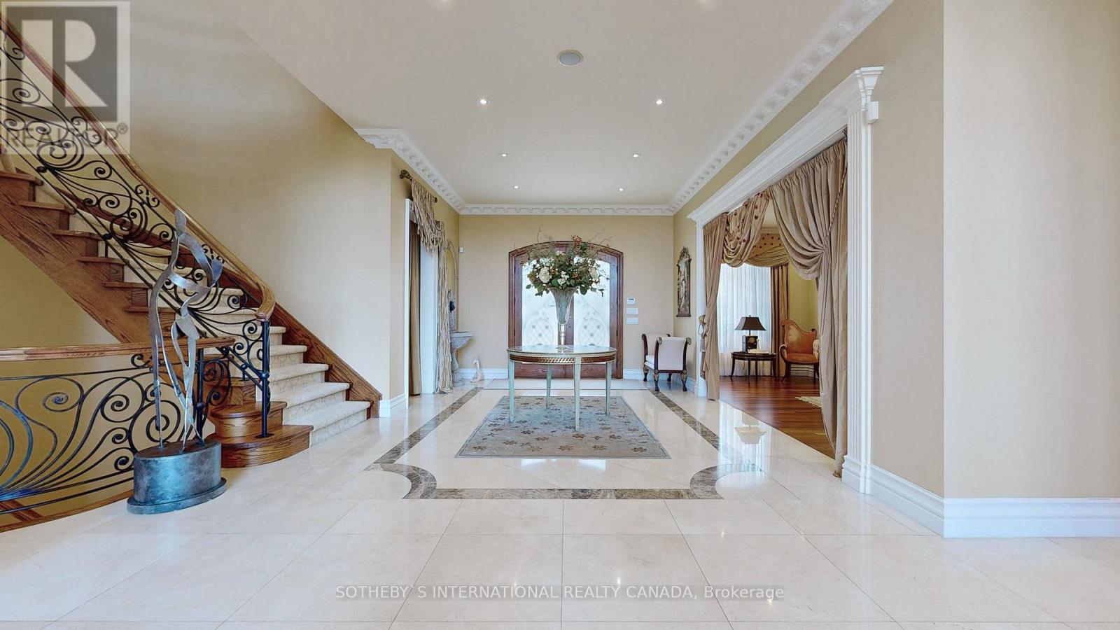 28 GLENORCHY ROAD