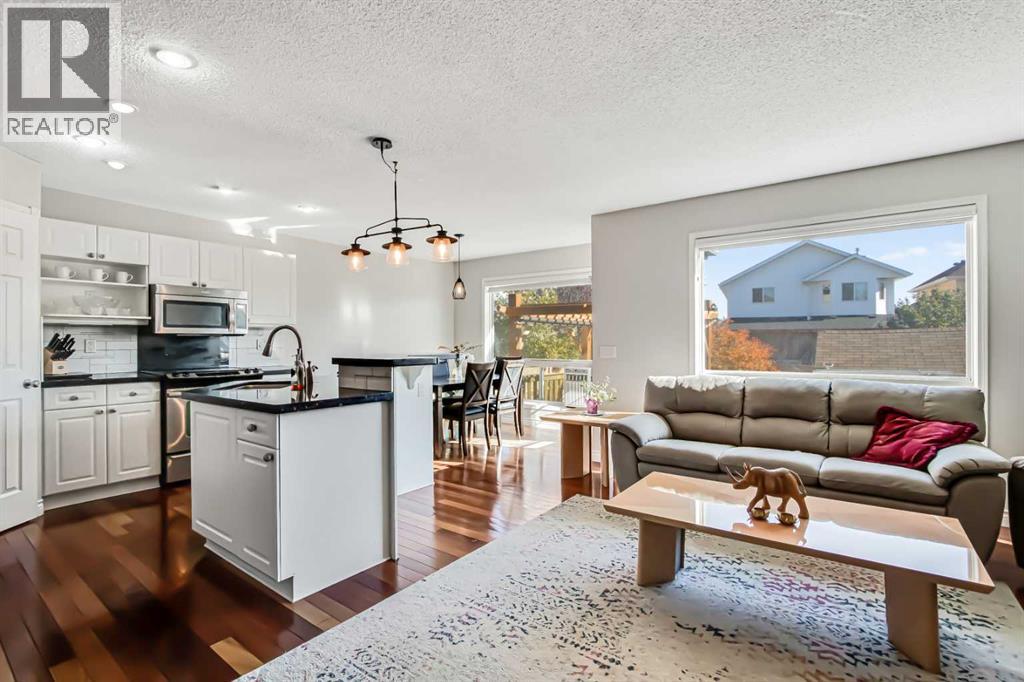 189 Coral Springs Court NE