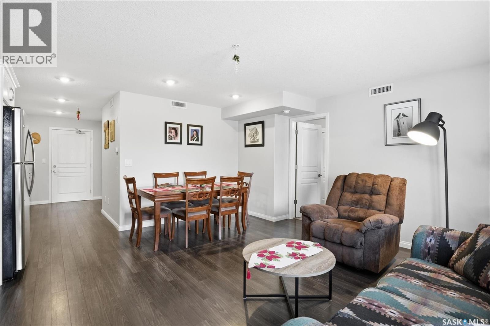 3101 106 Willis CRESCENT