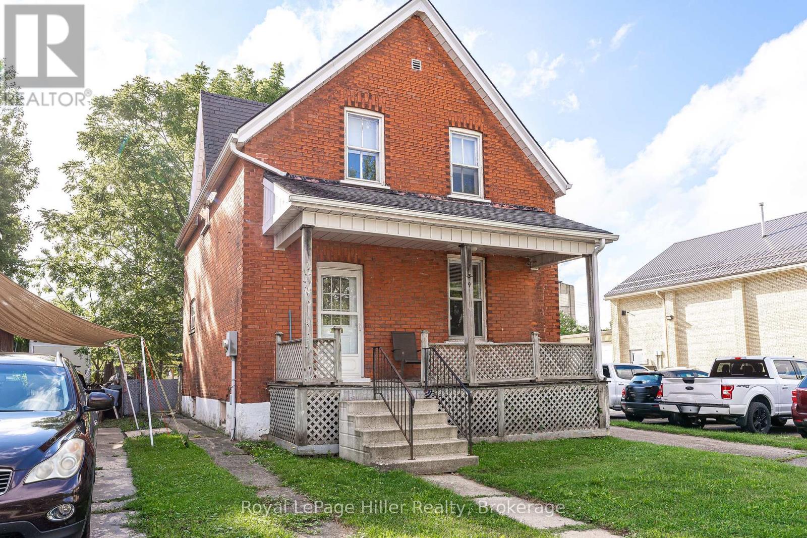 139 WELLINGTON STREET