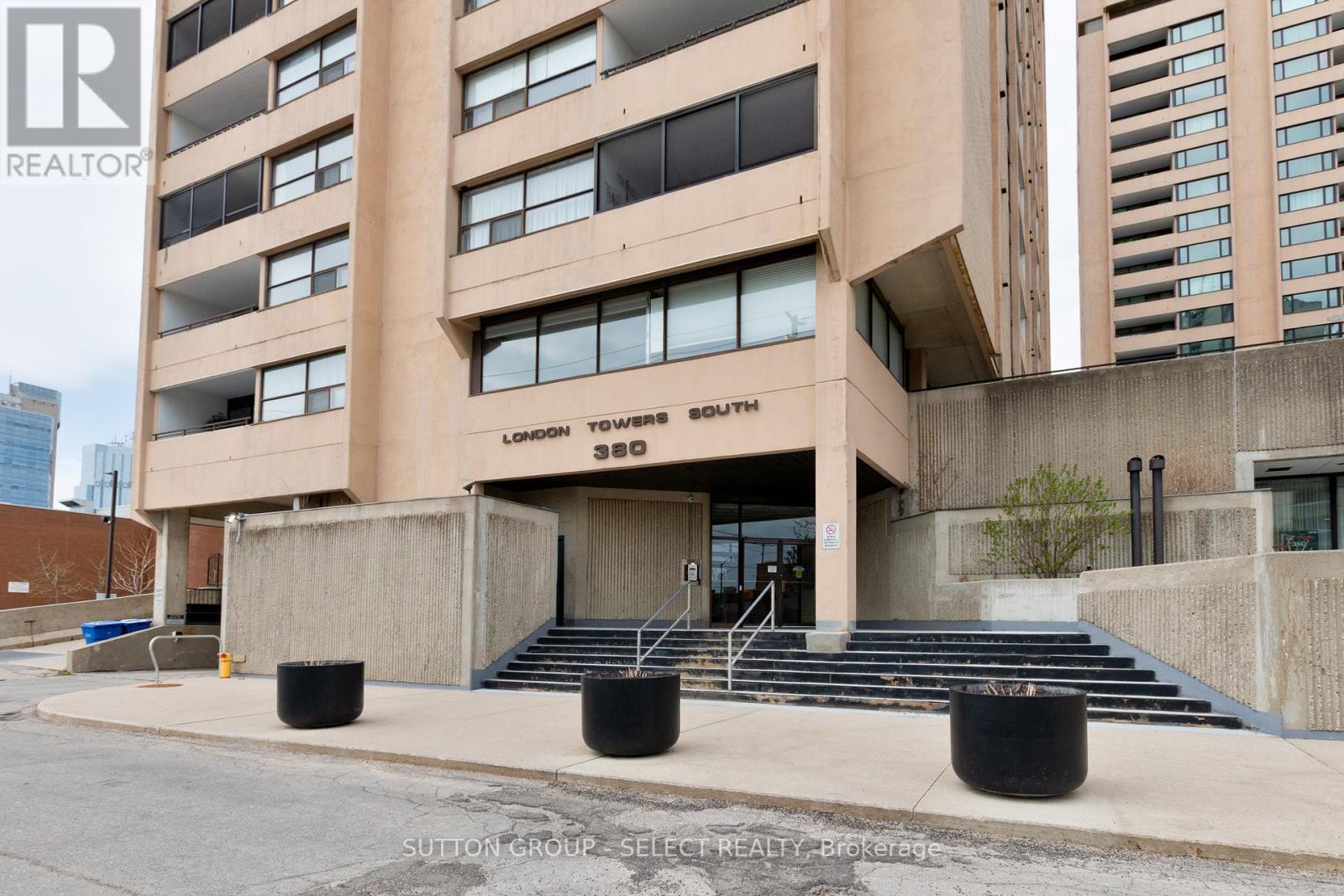 1207 - 380 KING STREET