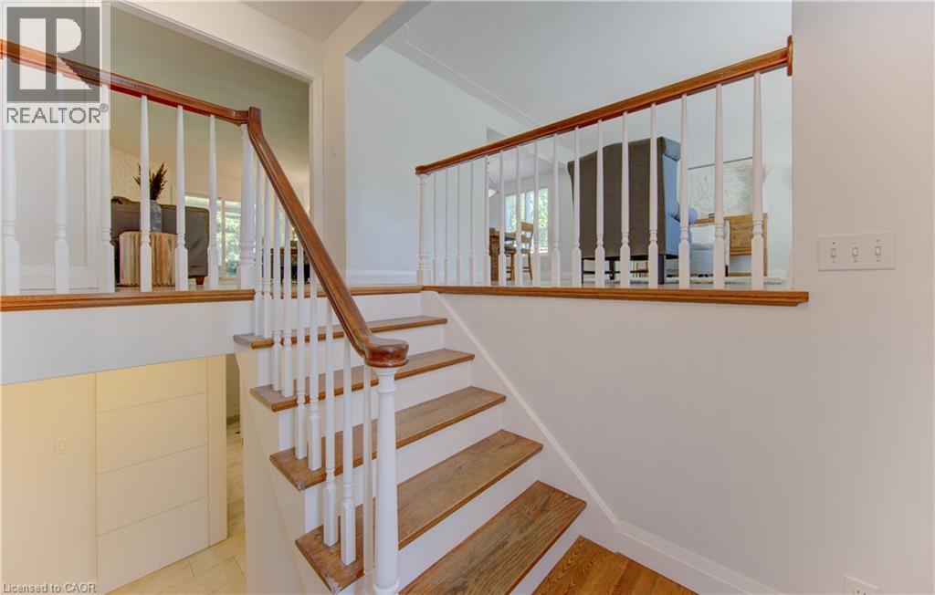 106 AUTUMN HILL Crescent