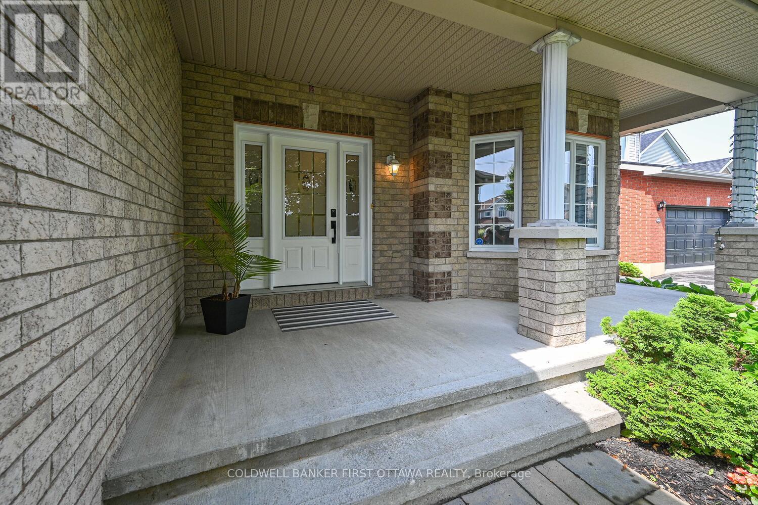 105 SIROCCO CRESCENT