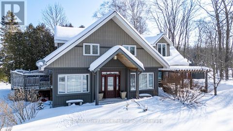 424 HURON ROAD South Bruce Peninsula ON N0H2T0