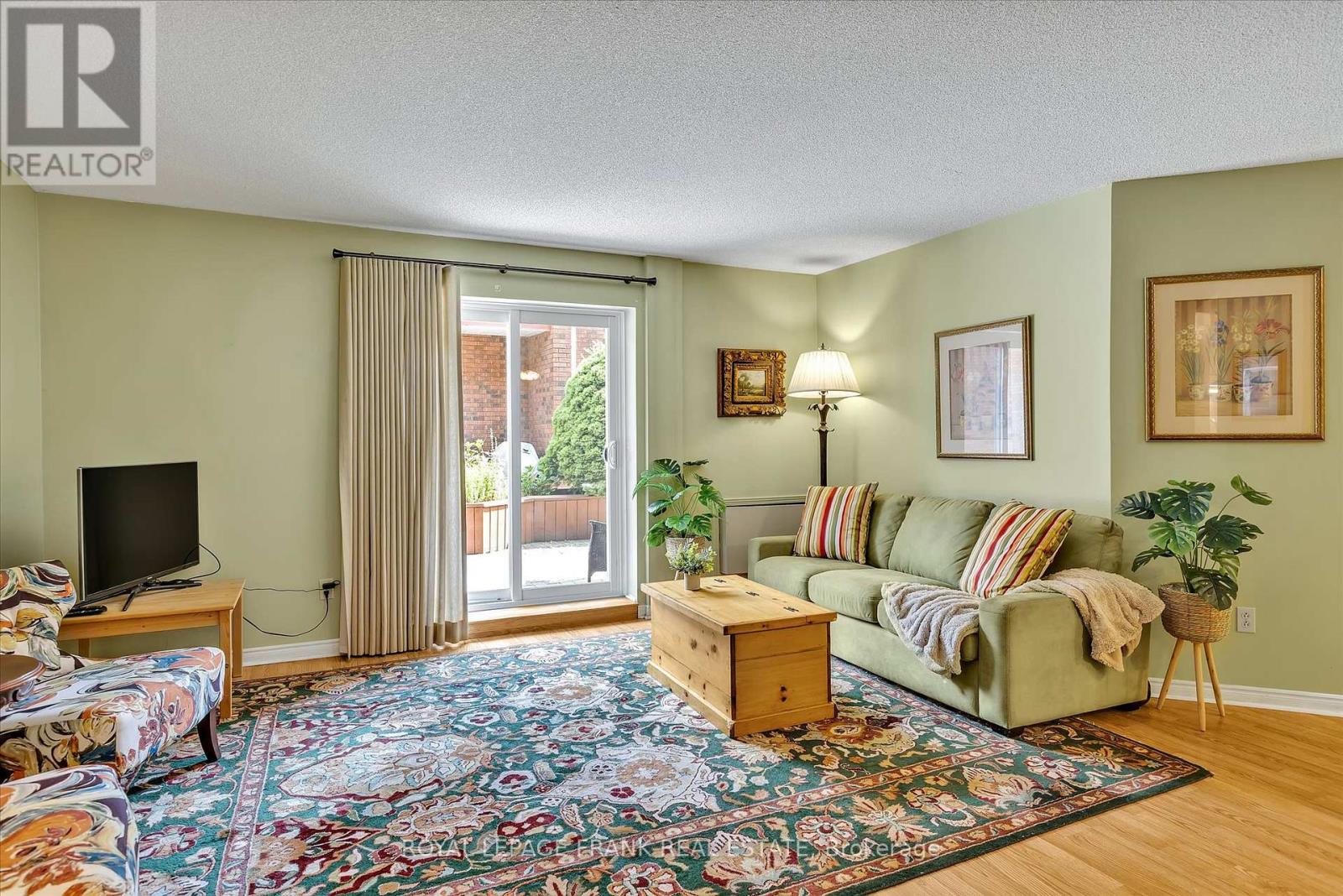 115 - 475 PARKHILL ROAD W