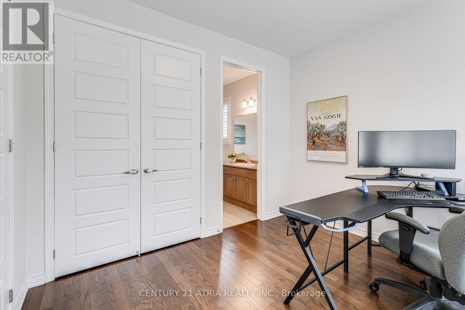 122 DEGRAAF CRESCENT