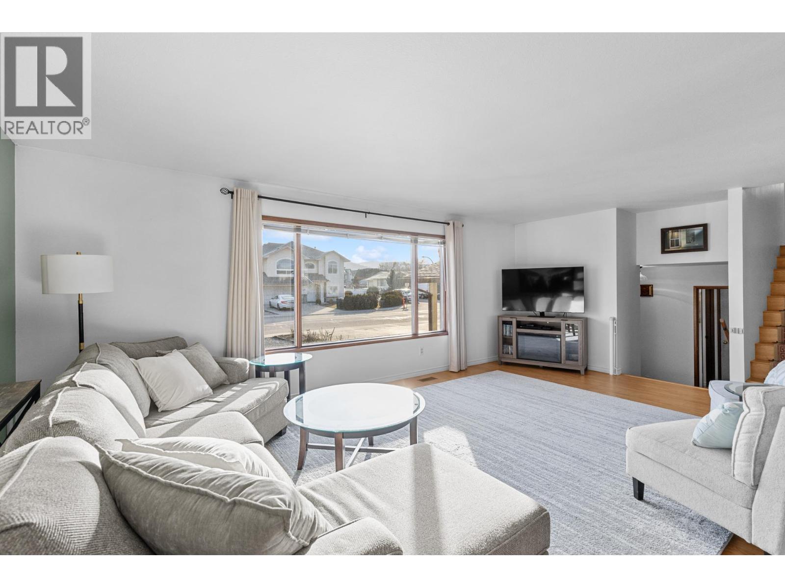 280 Kneller Road
