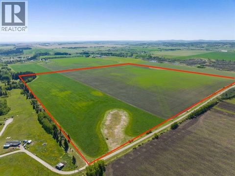 NW;32;22;2;W5M Rural Foothills County AB T1S0T3