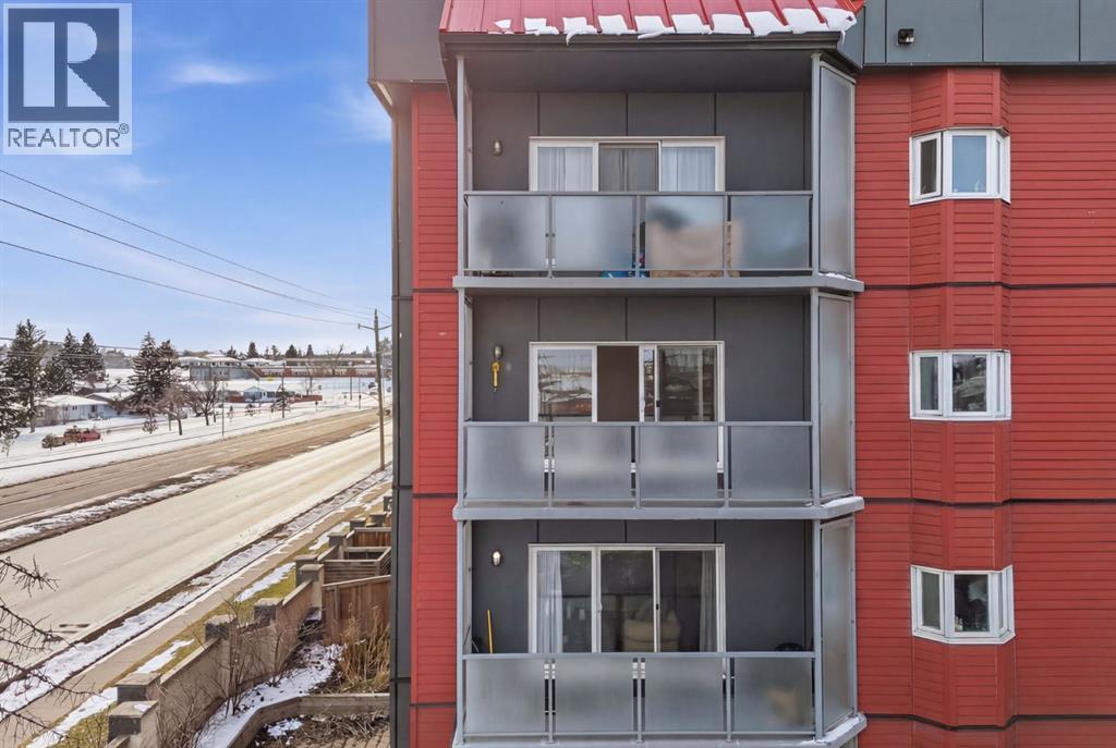 315, 335 Garry Crescent NE