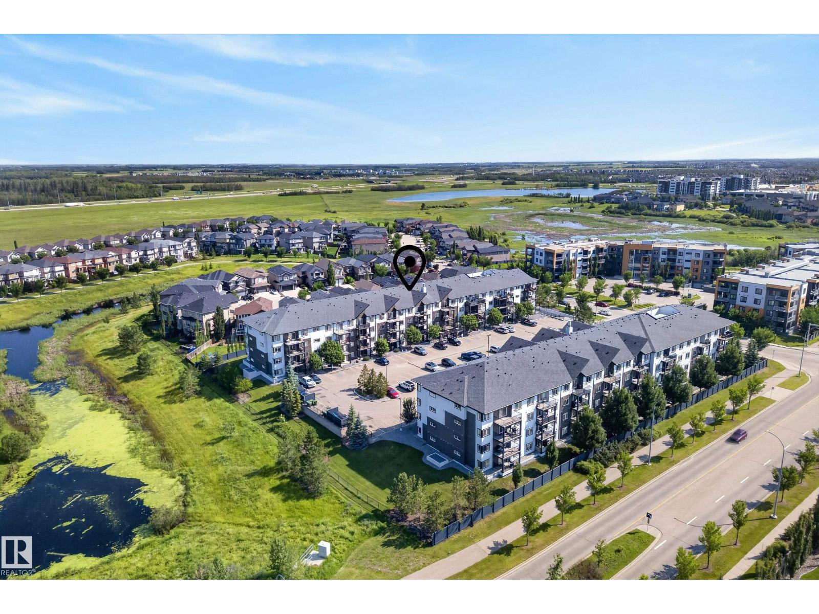 #319 508 Albany WY NW