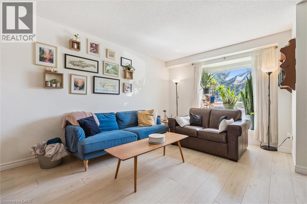 392 SPRINGBANK Avenue Unit# 6