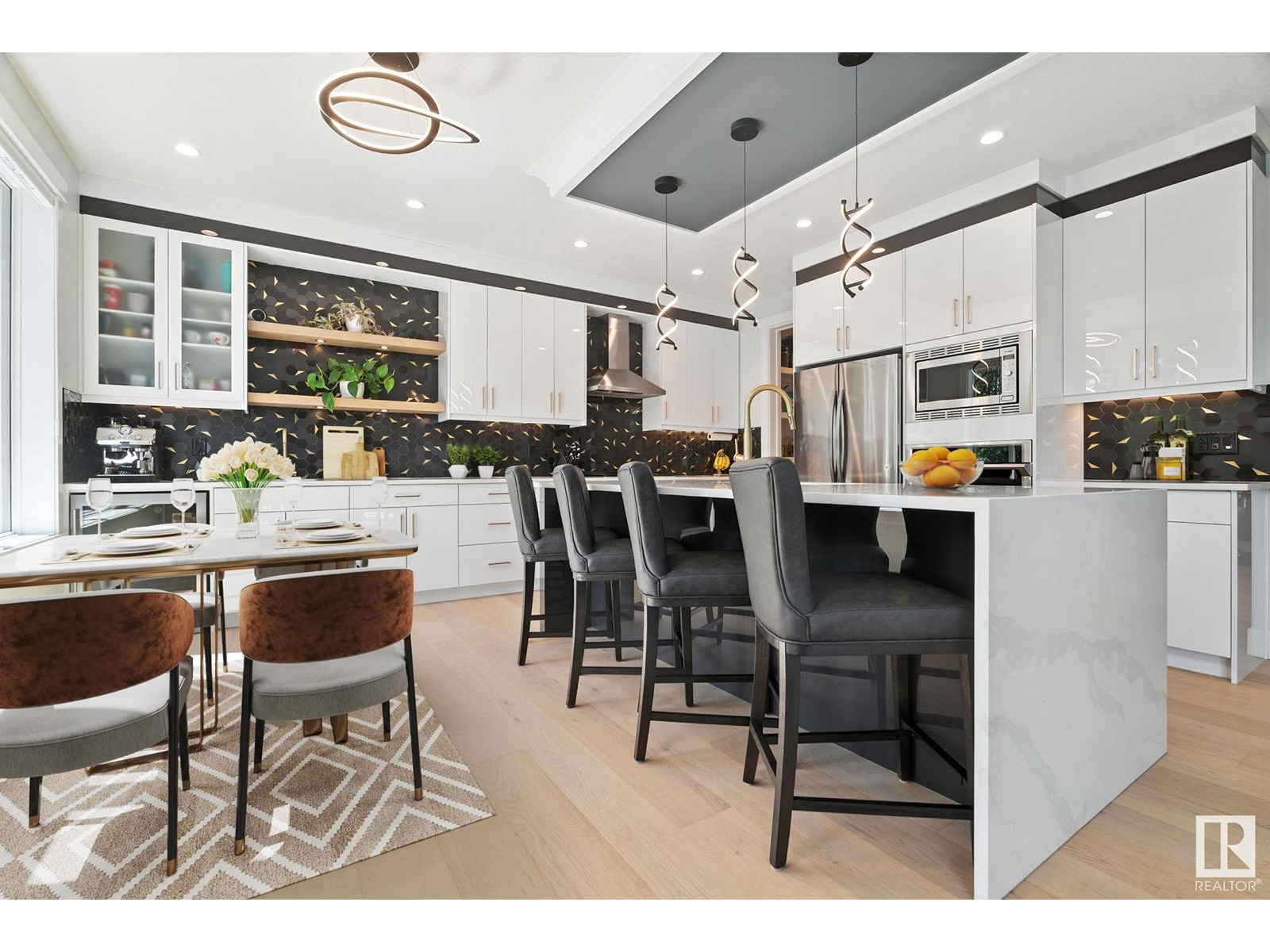 53 AUTUMNWOOD CR