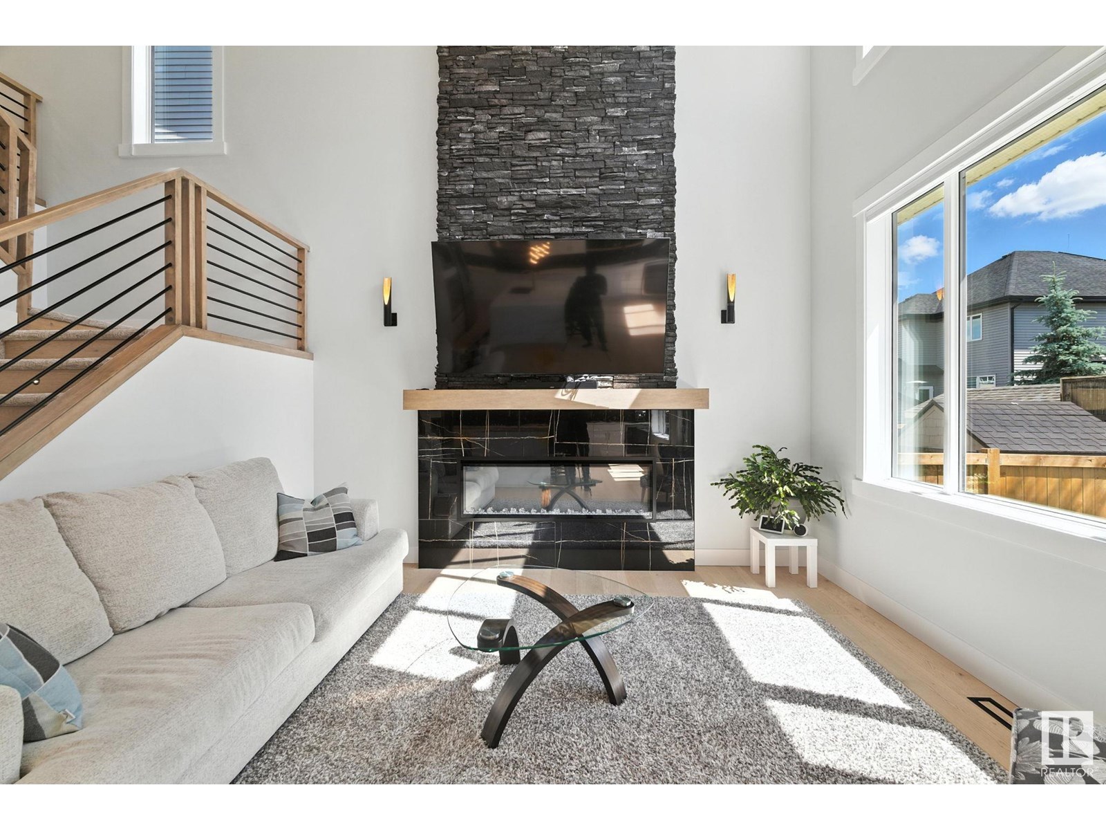 53 AUTUMNWOOD CR