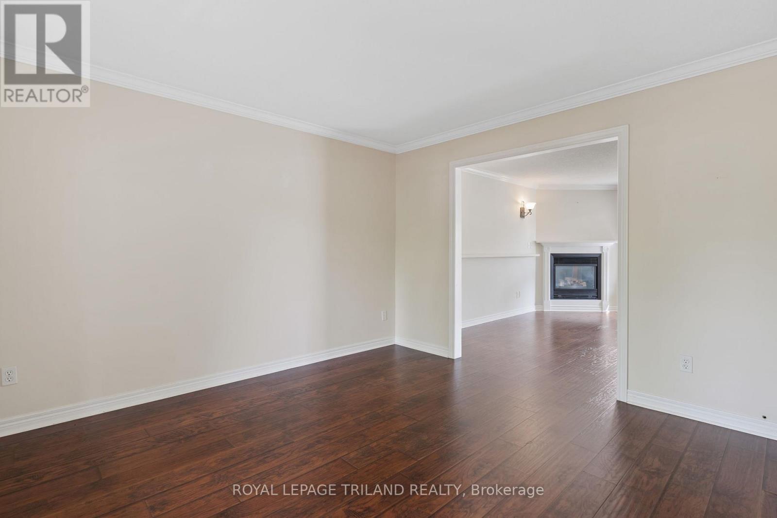 116 CEDARWOOD CRESCENT